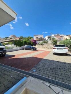 parking-B